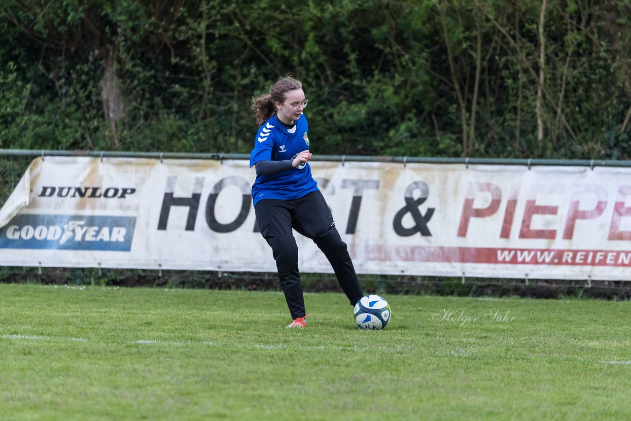 Bild 299 - wCJ VfL Pinneberg - Alstertal-Langenhorn : Ergebnis: 0:8